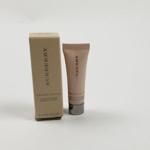 Burberry Fresh Glow Luminous Base